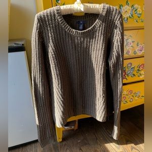 *AVAIL TIL 9/15* GAP knit sweater, M
